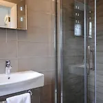 Barr Na Sraide 3*